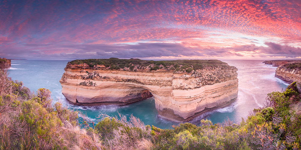 Muttonbird Island, Great Ocean Road, Loch Ard Gorge, Great Ocean Road, Victoria, Australia