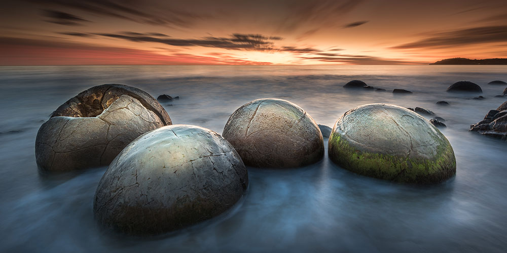 Moeraki Boulders, Moeraki, Otagao, South Island, New Zealand