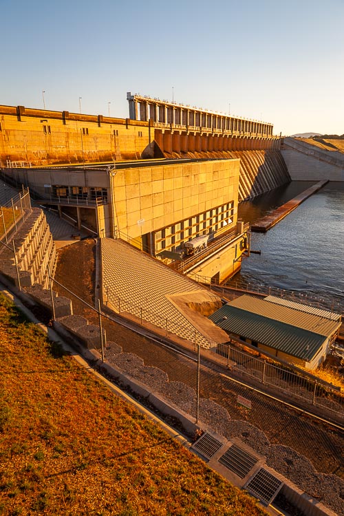 Picture of Lake Hume, Murray &amp; Lower Darling, New South Wales, Australia